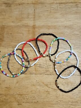 8 Bohemian Bracelets- Women-Handcrafted Seed Bead Stretch-Gold Heart Accent -NEW